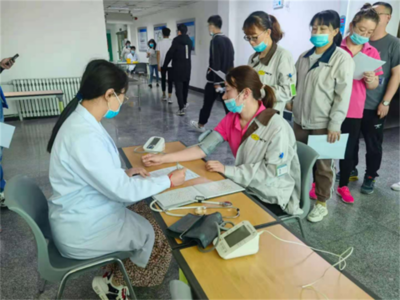 福山區(qū)福新街道社區(qū)衛(wèi)生服務(wù)中心 上門職業(yè)健康體檢助力企業(yè)管理提升